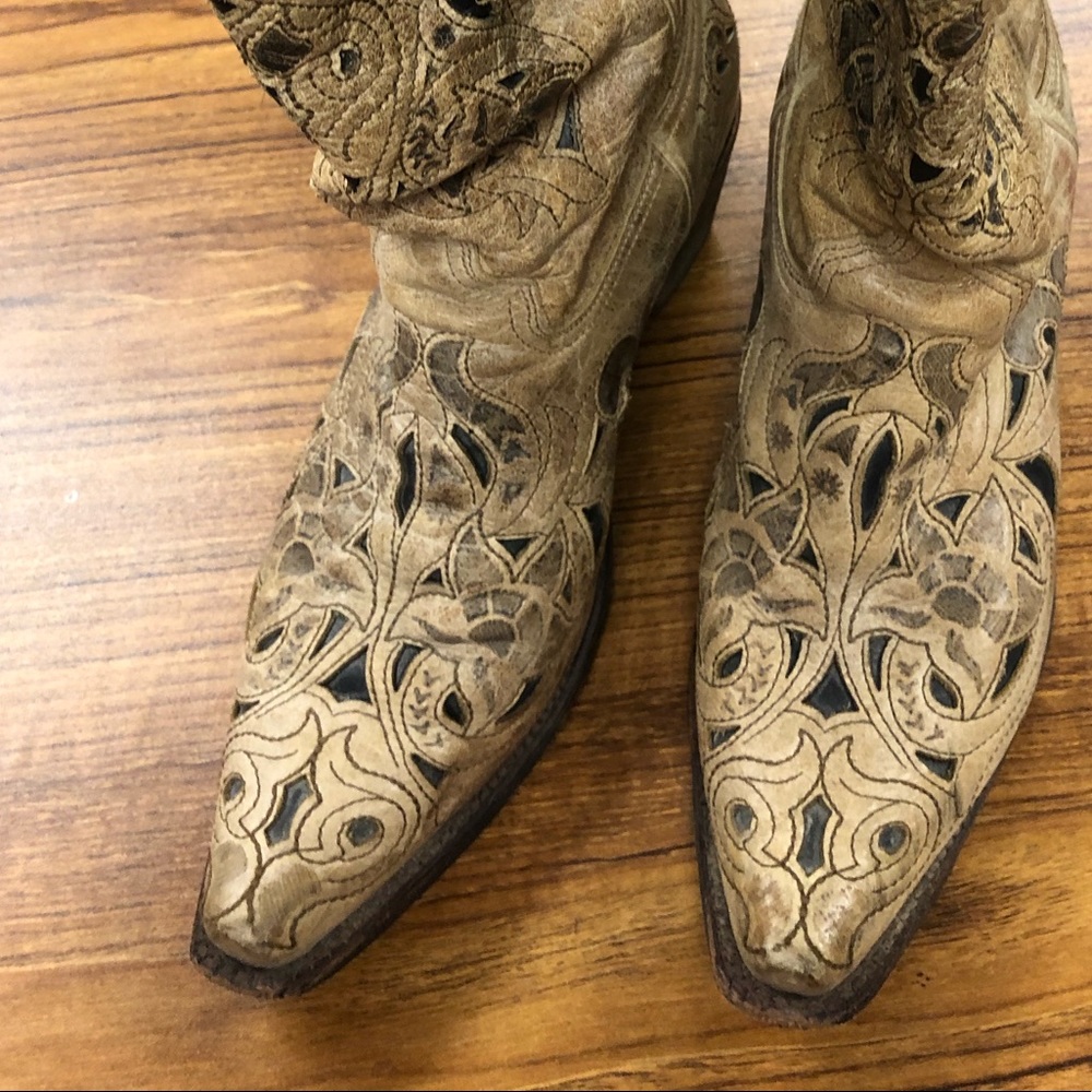 Corral vintage brown boots